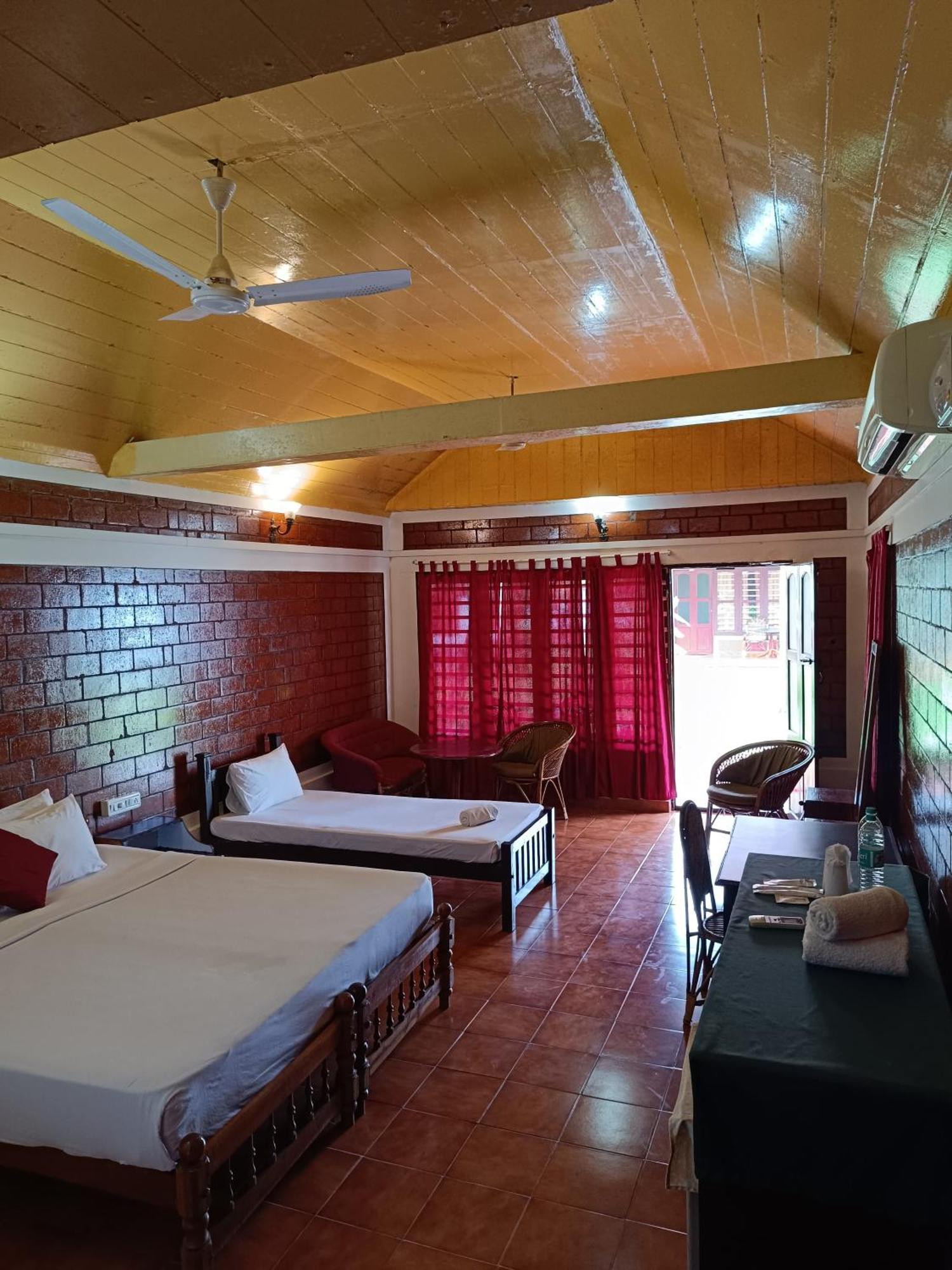 Hill View Beach Resort Varkala Exterior foto
